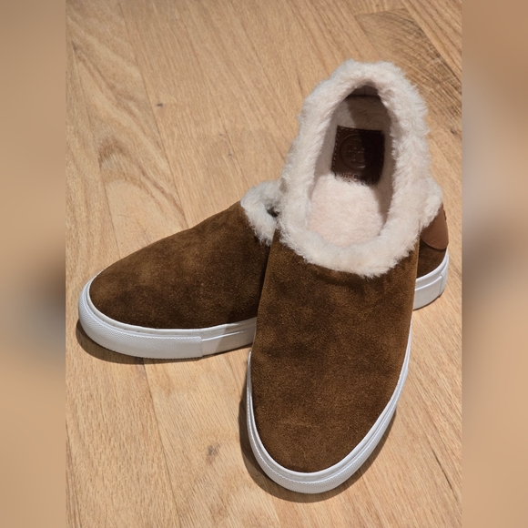 Slipper - Picture 5 of 7